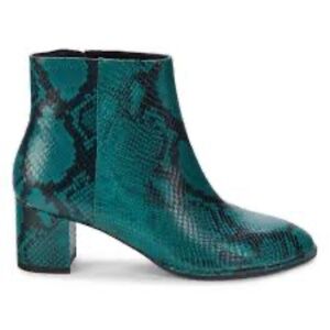 Stuart Weitzman Kiandra Green Snakeskin Embossed Leather Ankle Boots size 7.5